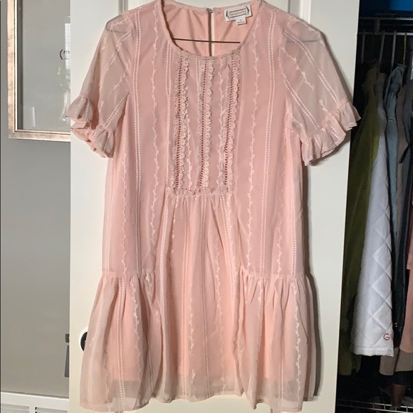 Pink dress - Picture 2 of 5